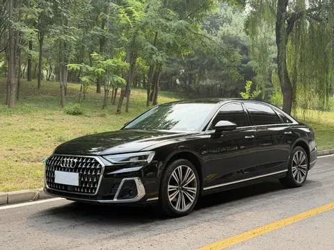 Audi A8 2024 — фото 1