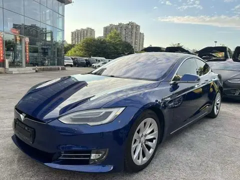 Tesla Model S 2016