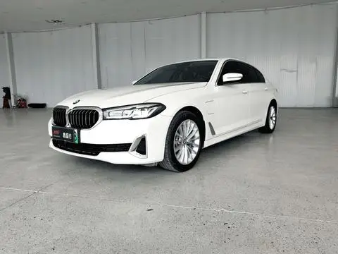 BMW 5 Series PHEV 2021