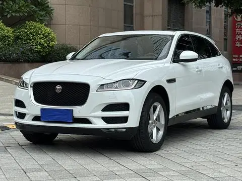 Jaguar F-PACE 2018