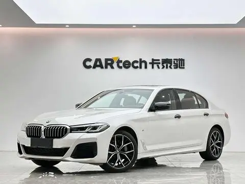 BMW 5 Series 2021 — фото 1