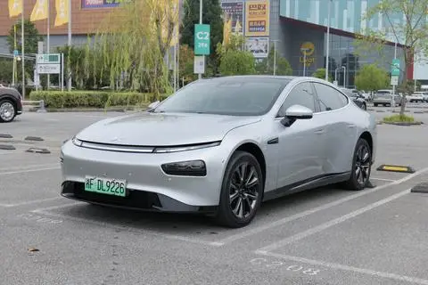 XPeng 小鹏P7 2020