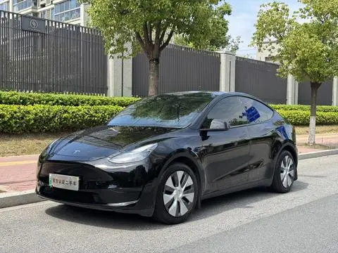 Tesla Model Y 2022 — фото 1