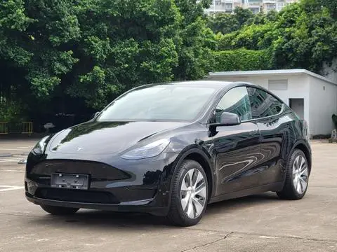 Tesla Model Y 2022 — фото 1
