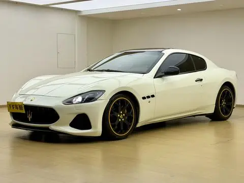 Maserati GranTurismo 2014 — фото 1