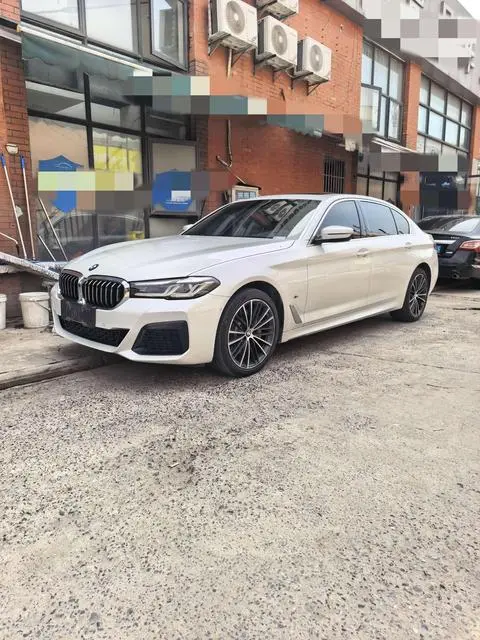 BMW 5 Series 2023