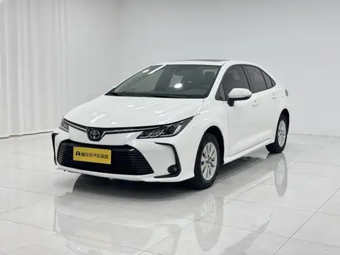 Toyota Corolla 2019 — фото 1