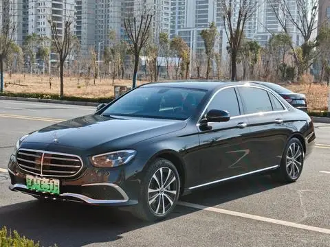 Mercedes-Benz E-Class PHEV 2023