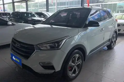 Hyundai ix25 2017 — фото 1