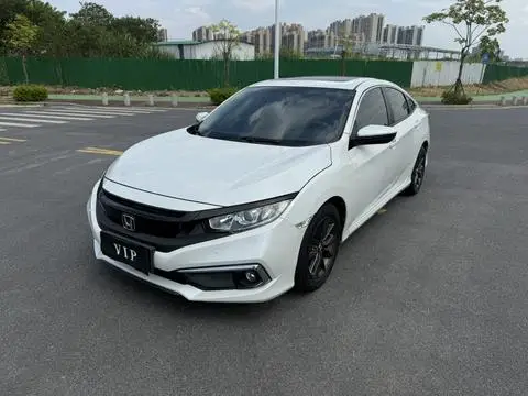 Honda Civic 2019 — фото 1