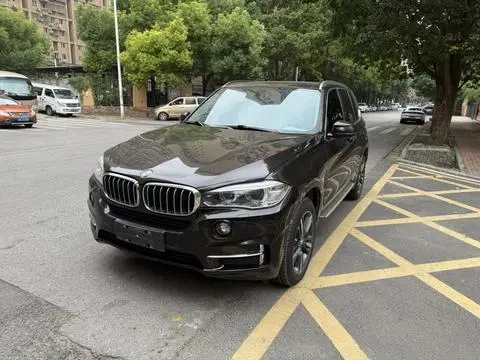 BMW X5 2017 — фото 1
