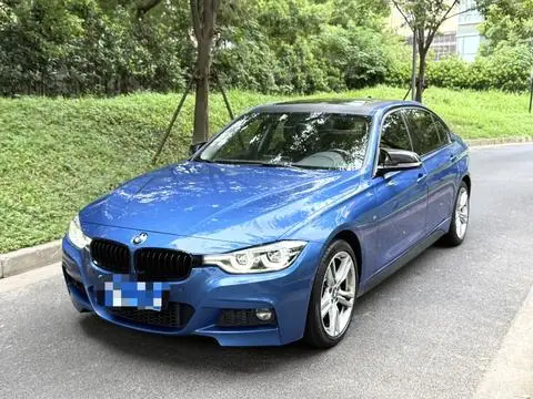 BMW 3 Series 2018 — фото 1