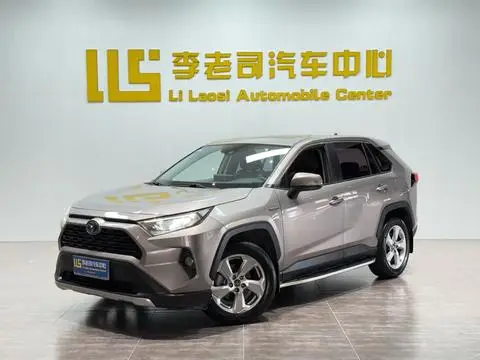Toyota RAV4 2021