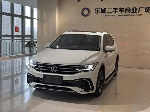 Volkswagen Tiguan L 2023