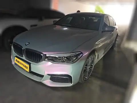 BMW 5 Series 2018 — фото 1