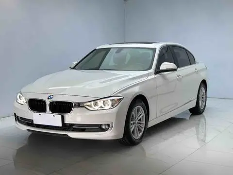 BMW 3 Series 2014 — фото 1