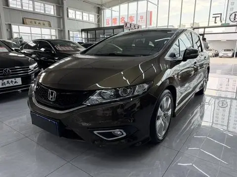 Honda Jade 2016