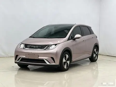 BYD Dolphin 2023 — фото 1