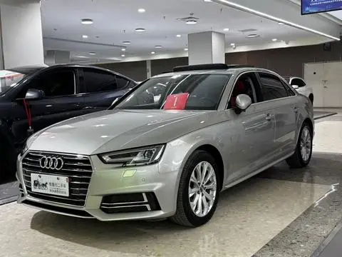 Audi A4L 2019 — фото 1