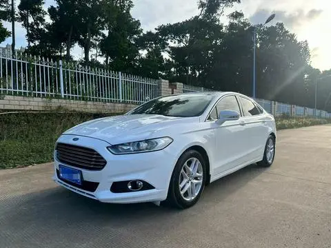 Ford 蒙迪欧 2013 — фото 1