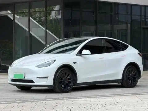 Tesla Model Y 2022 — фото 1