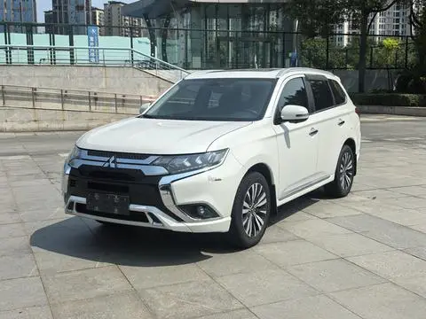 Mitsubishi 欧蓝德 2021