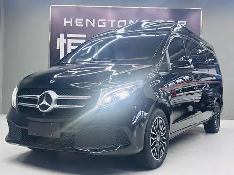 Mercedes-Benz V-Class 2022 — фото 1