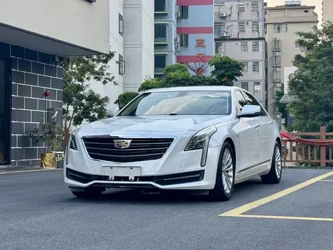 Cadillac CT6 2017 — фото 1