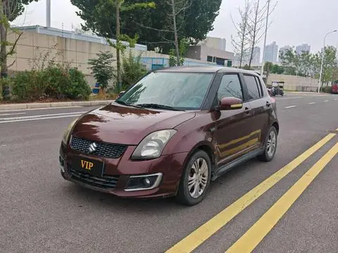 Suzuki 雨燕 2013