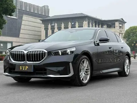BMW 5 Series 2024