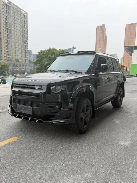 Land Rover 卫士 2024