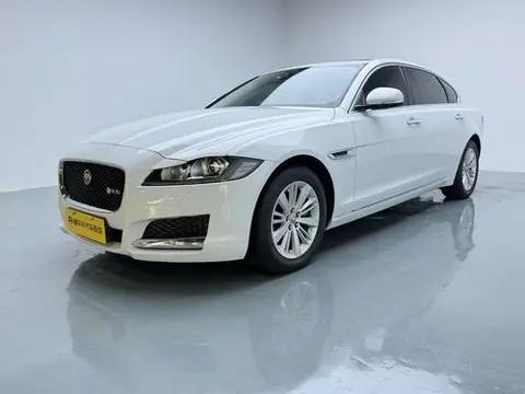 Jaguar XFL 2017