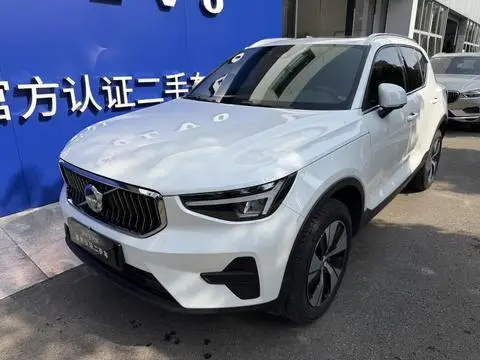 Volvo XC40 2024