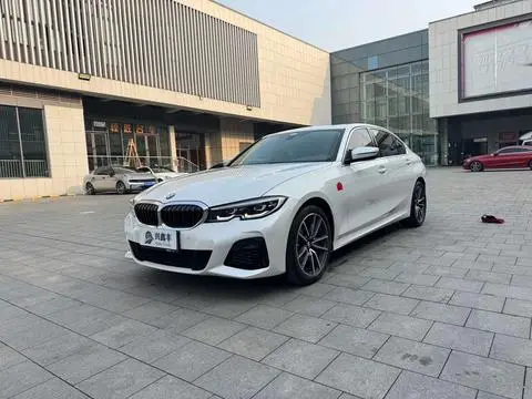 BMW 3 Series 2022 — фото 1