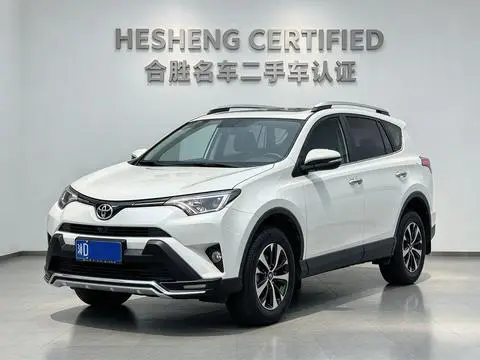 Toyota RAV4 2016 — фото 1