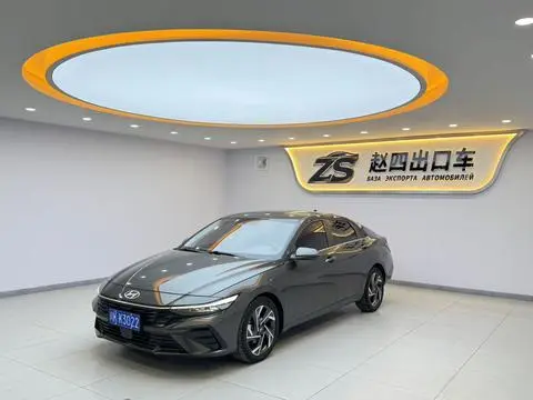 Hyundai Elantra 2023 — фото 1