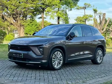NIO ES6 2020