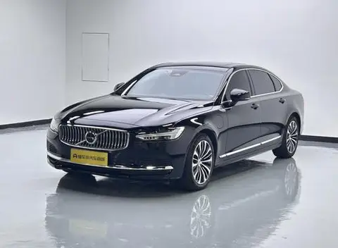 Volvo S90 PHEV 2025