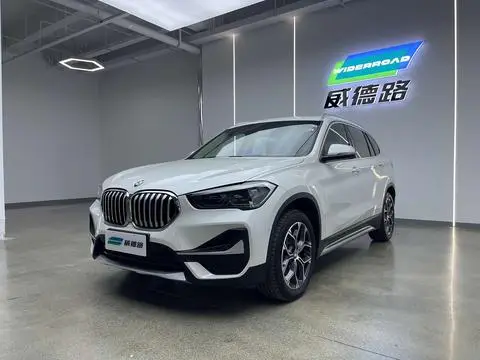 BMW X1 2020 — фото 1