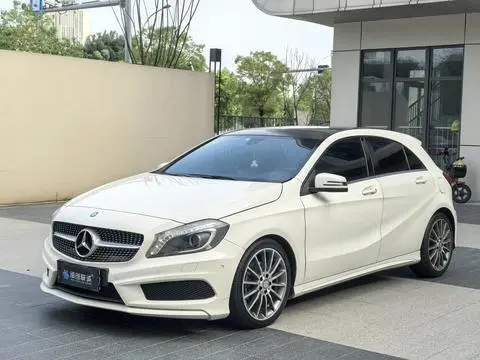Mercedes-Benz A-Class 2015