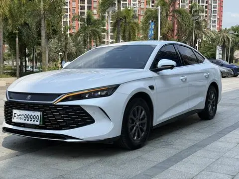 BYD 秦L DM 2025 — фото 1