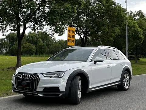 Audi A4 2017 — фото 1