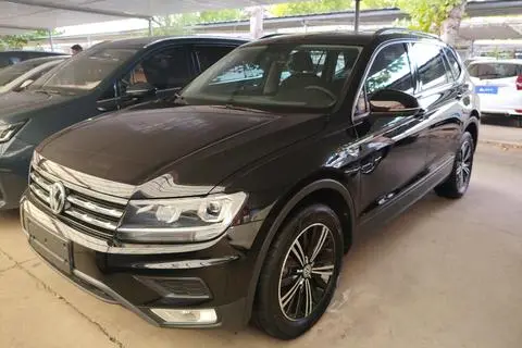 Volkswagen Tiguan L 2019 — фото 1