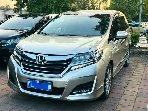 Honda 艾力绅 2016