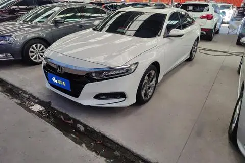 Honda Accord 2018 — фото 1