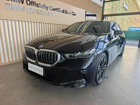 BMW 5 Series 2025
