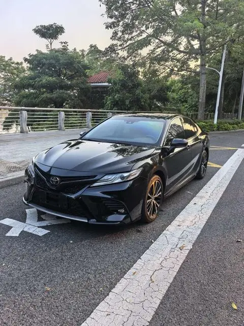 Toyota Camry 2019