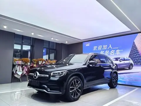 Mercedes-Benz GLC 2022 — фото 1