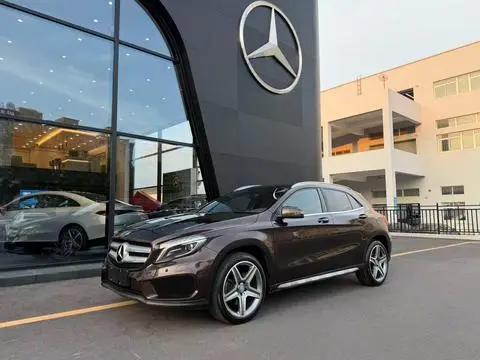Mercedes-Benz GLA 2015 — фото 1