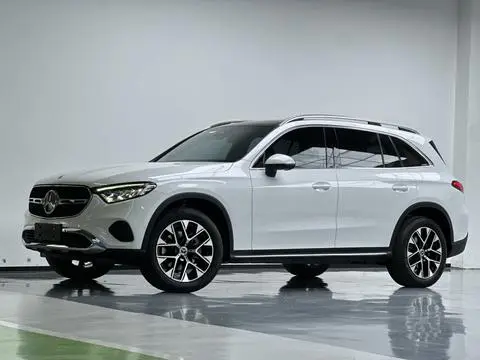 Mercedes-Benz GLC 2023